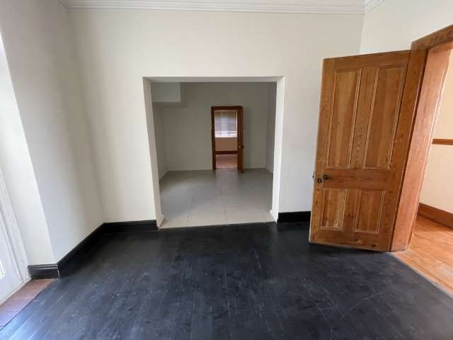 Commercial Property for Sale in Vredehoek Western Cape